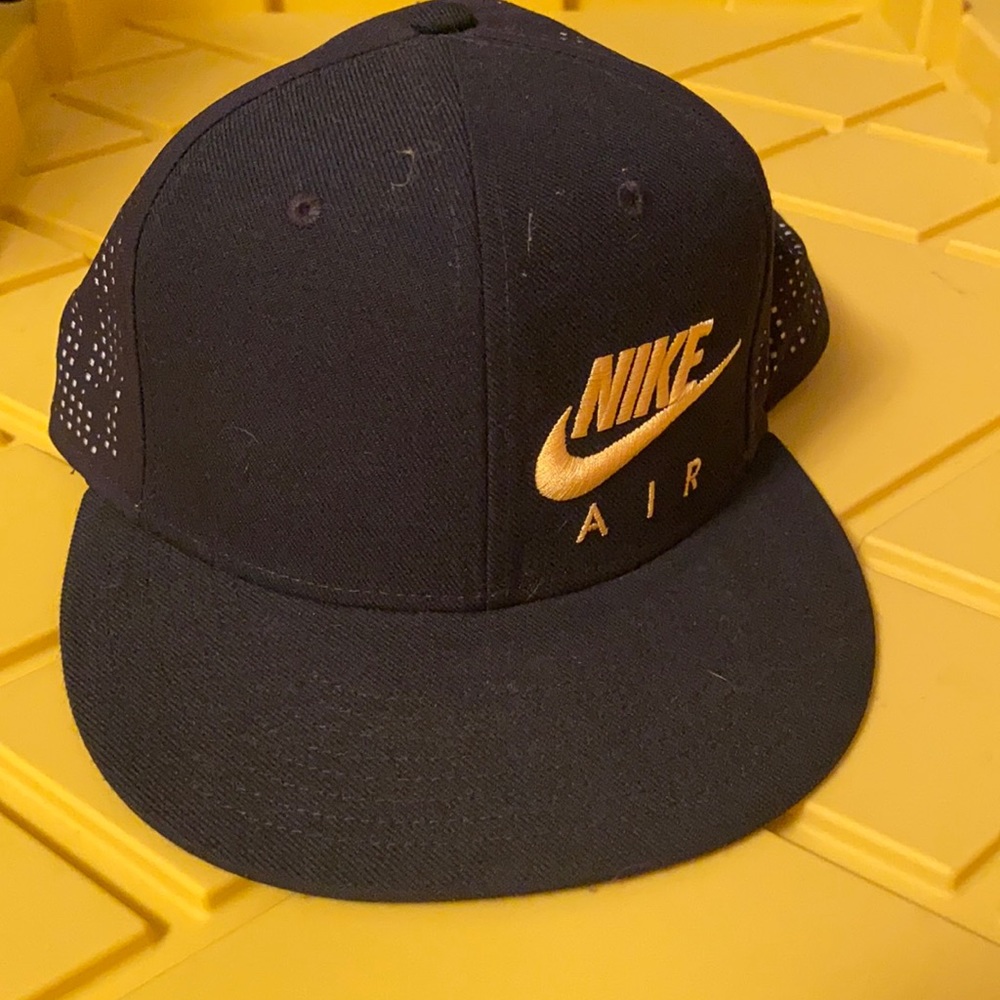 Nike Air Hat